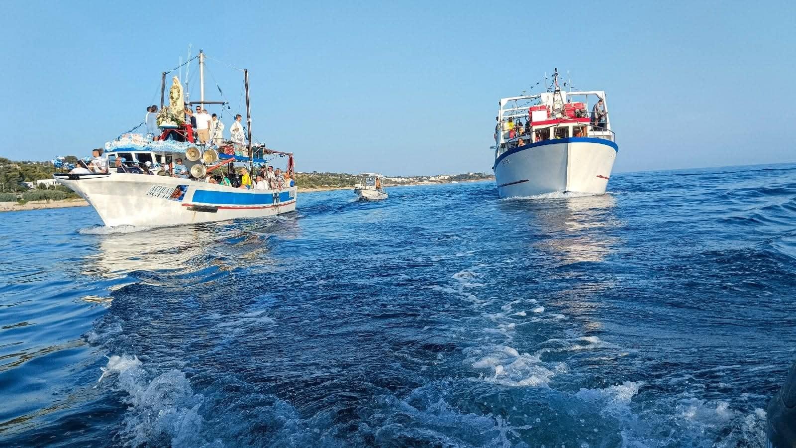 festa 15 agosto santa maria di leuca, processione in mare